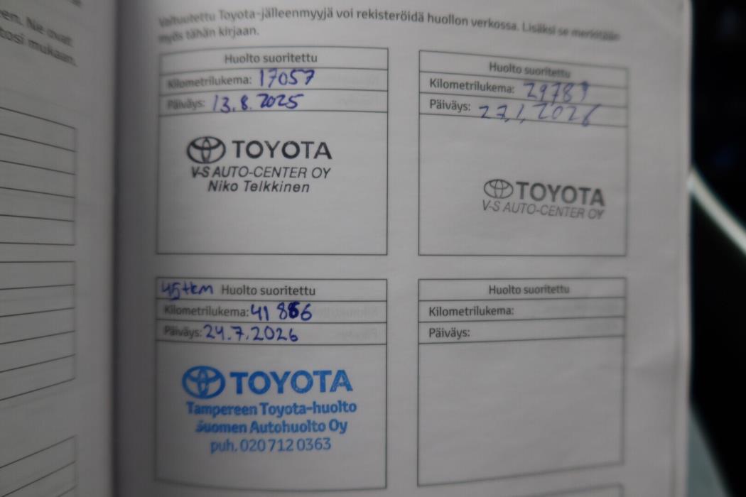 TOYOTA RAV4 Plug-in 2024