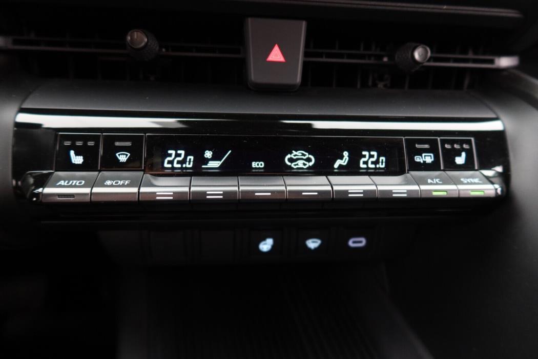 TOYOTA C-HR 2025