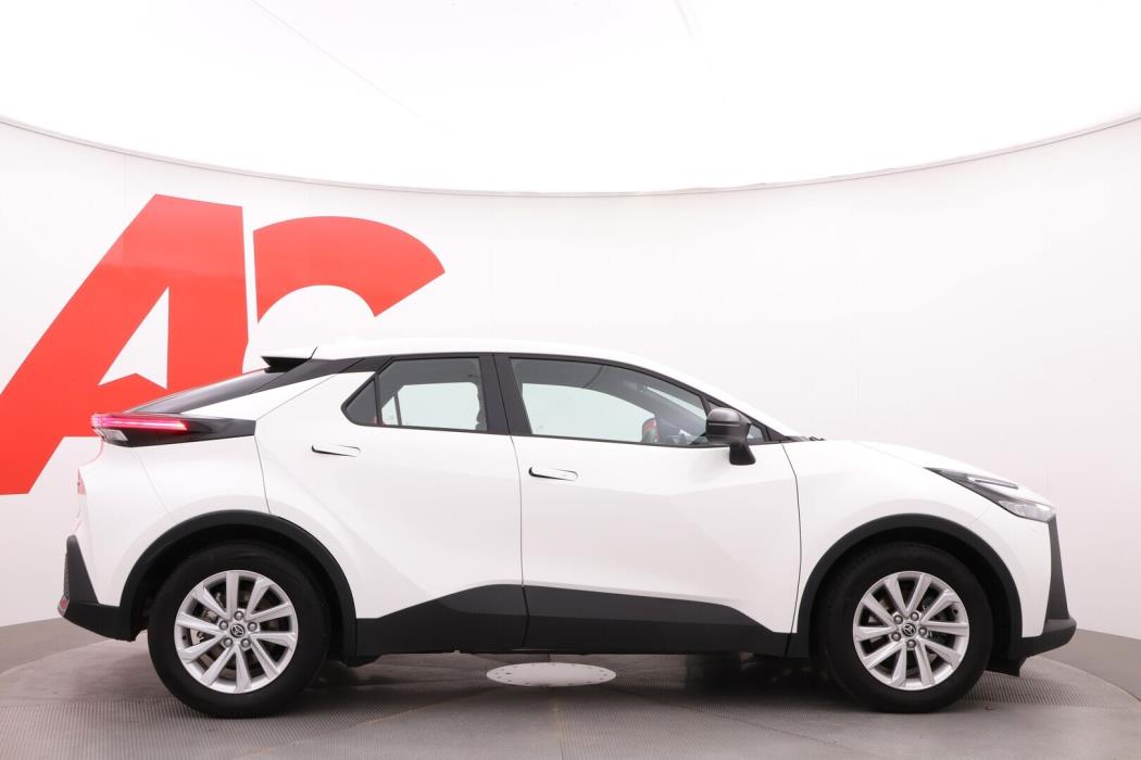 TOYOTA C-HR 2025