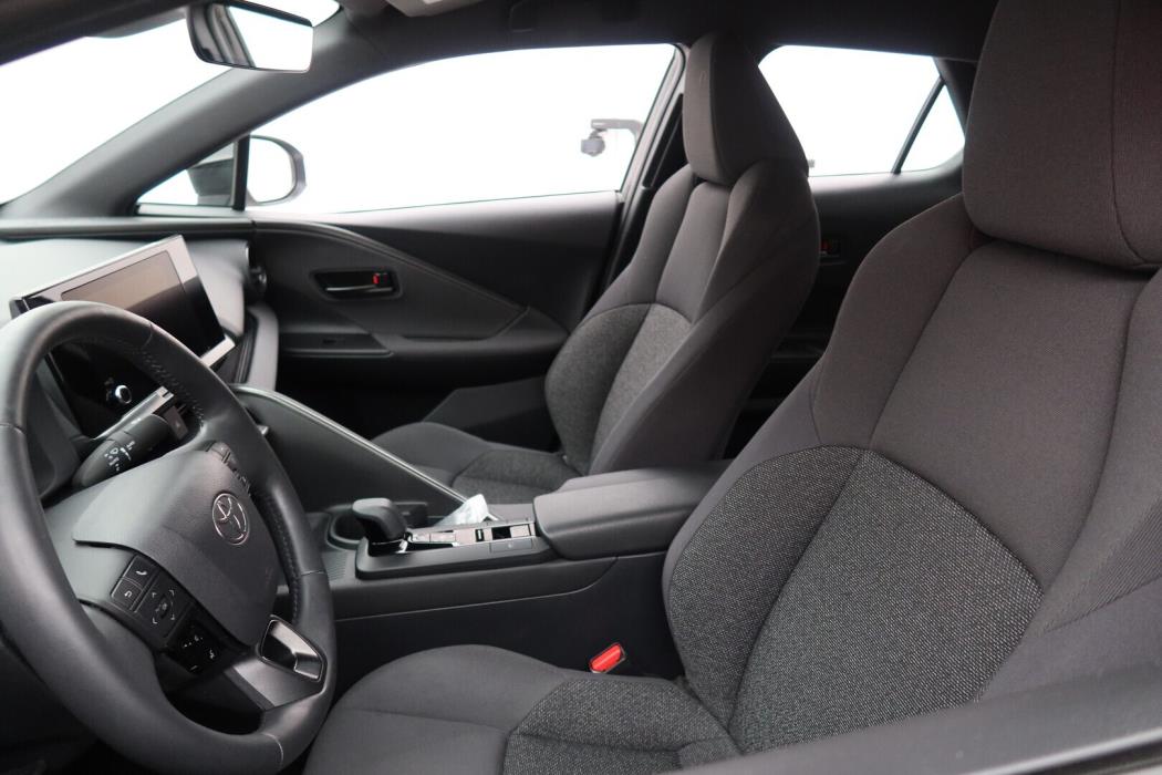TOYOTA C-HR 2025