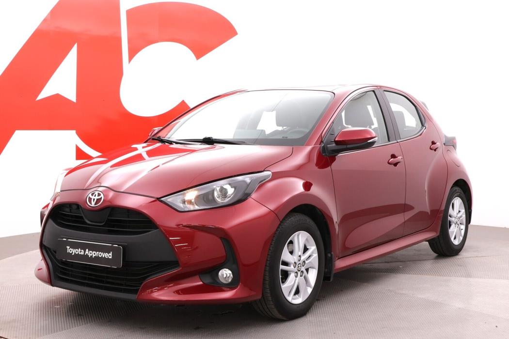 TOYOTA Yaris 2021