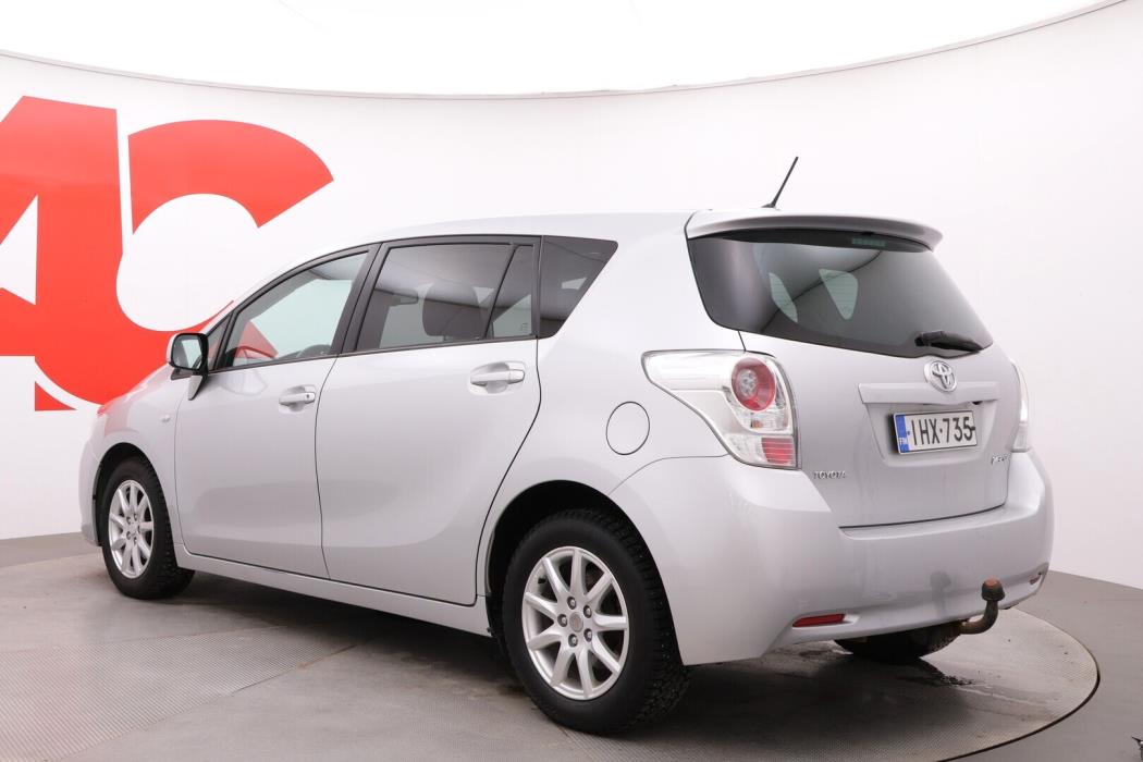 TOYOTA Verso 2009
