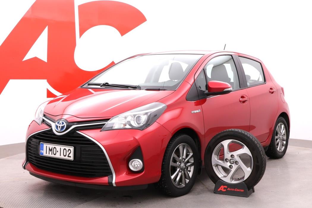 TOYOTA Yaris 2016