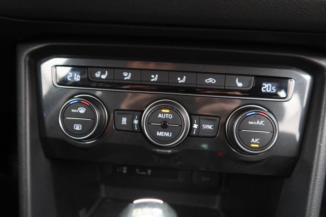 VOLKSWAGEN Tiguan 2017