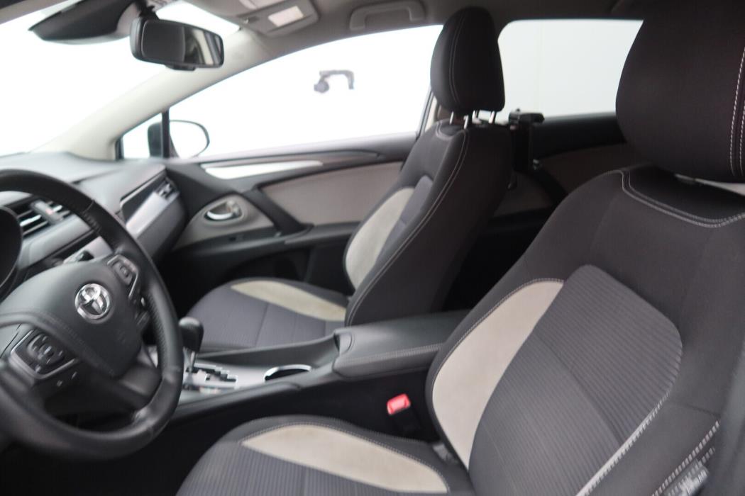 TOYOTA Avensis 2018