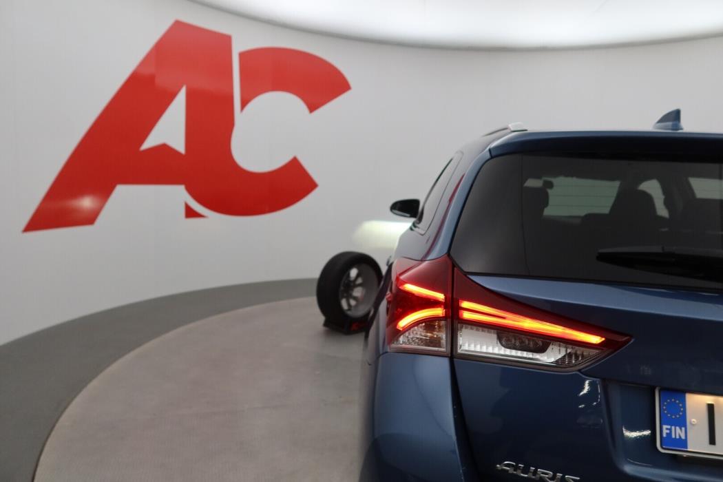 TOYOTA Auris 2018
