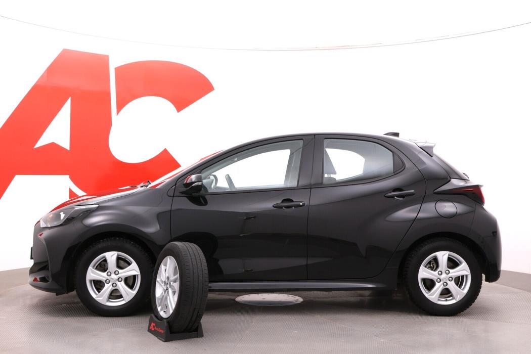 TOYOTA Yaris 2022