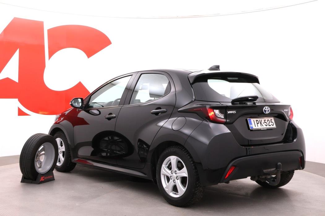 TOYOTA Yaris 2022