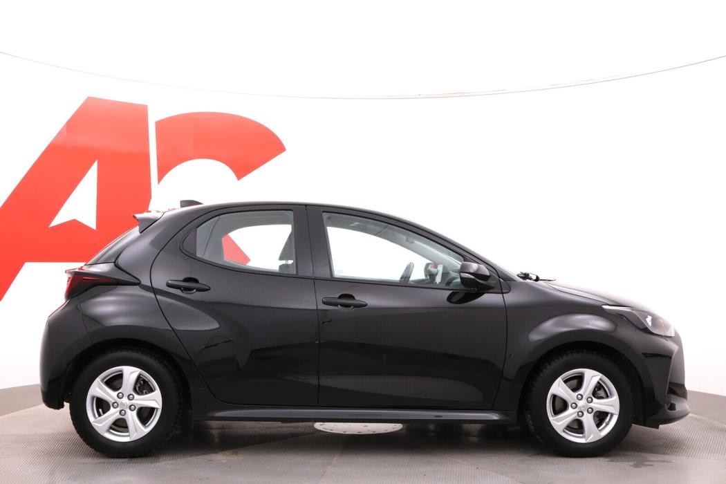 TOYOTA Yaris 2022