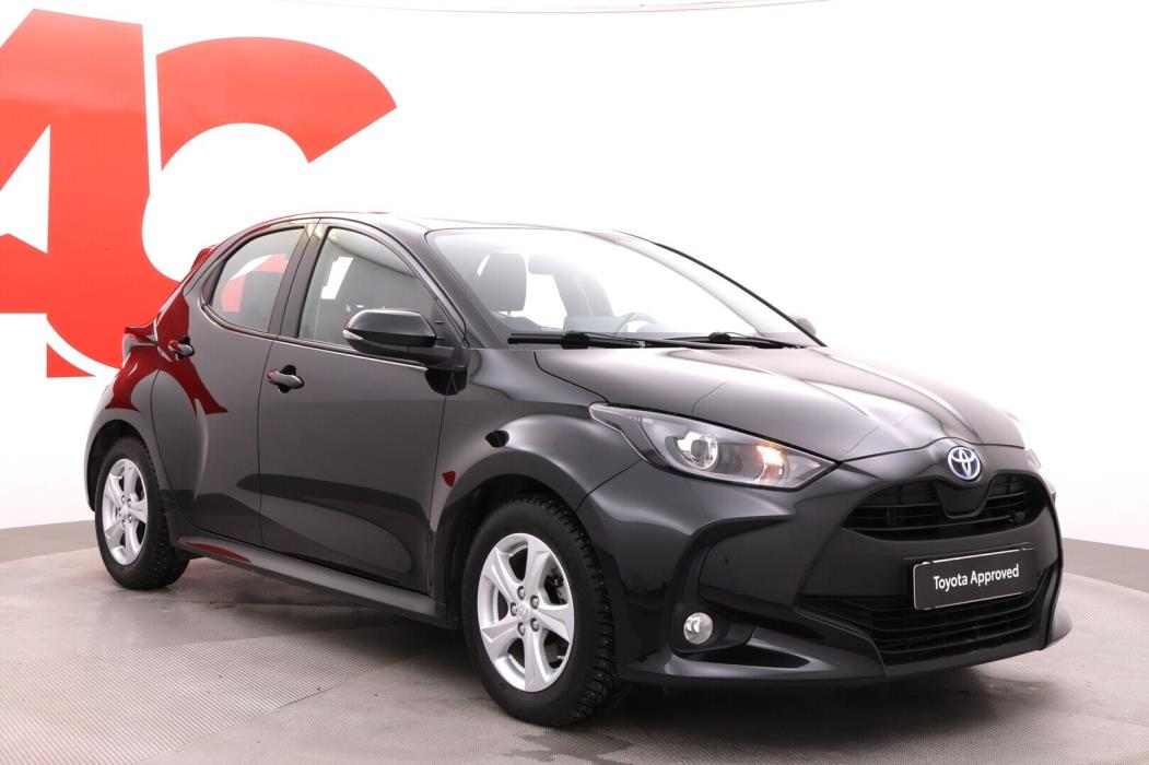 TOYOTA Yaris 2022