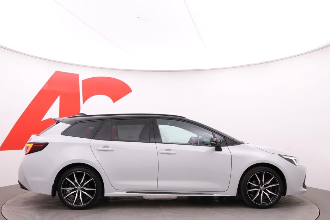 TOYOTA Corolla 2023