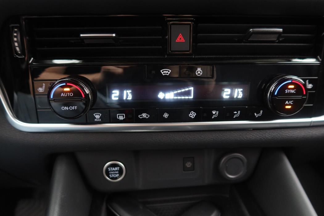 NISSAN Qashqai 2023
