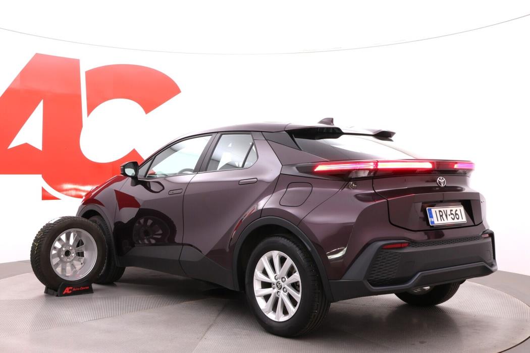 TOYOTA C-HR 2024