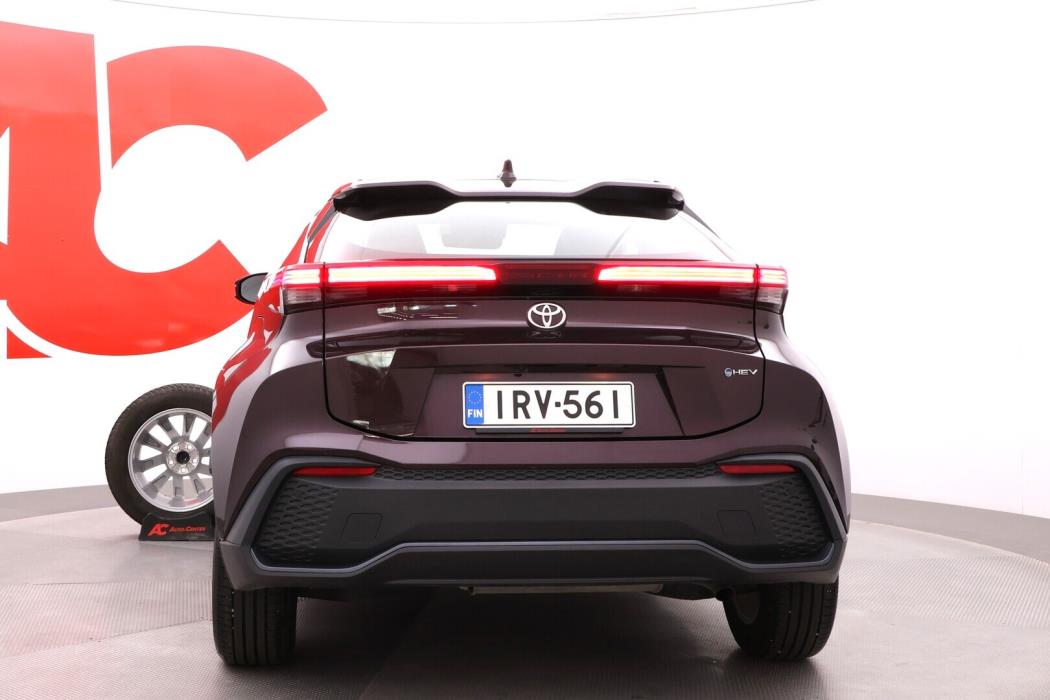 TOYOTA C-HR 2024