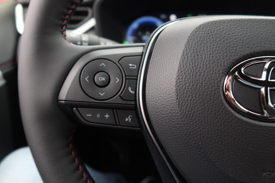 TOYOTA RAV4 Plug-in 2025