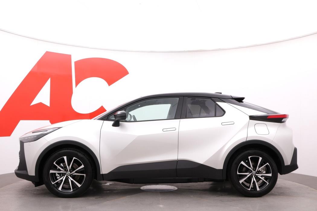 TOYOTA C-HR 2025