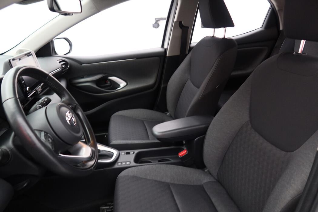 TOYOTA Yaris 2020