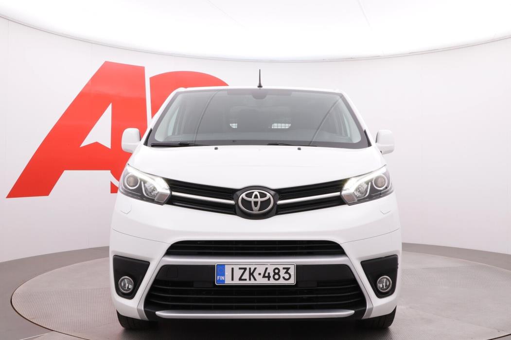 TOYOTA Proace 2021