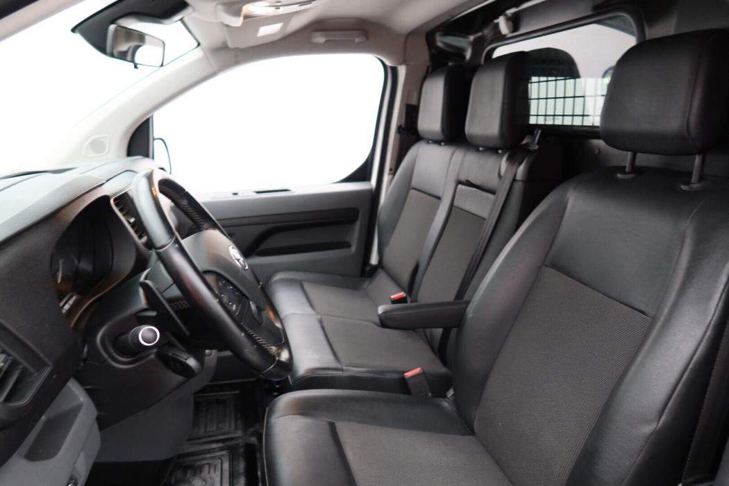 TOYOTA Proace 2021