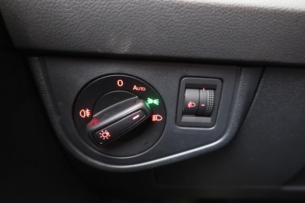 VOLKSWAGEN Polo 2021