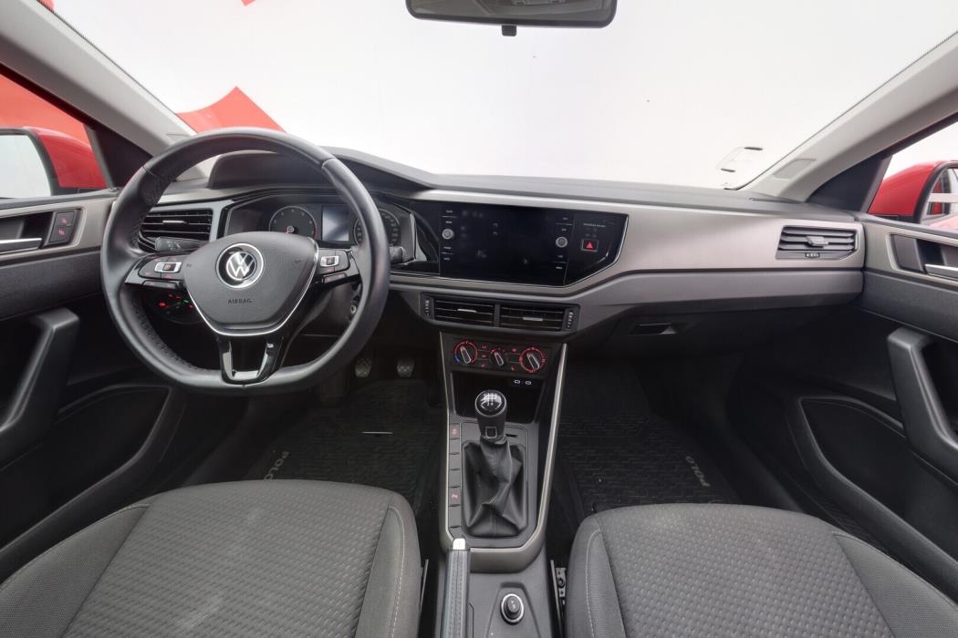 VOLKSWAGEN Polo 2021