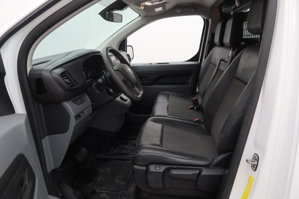 TOYOTA Proace 2022