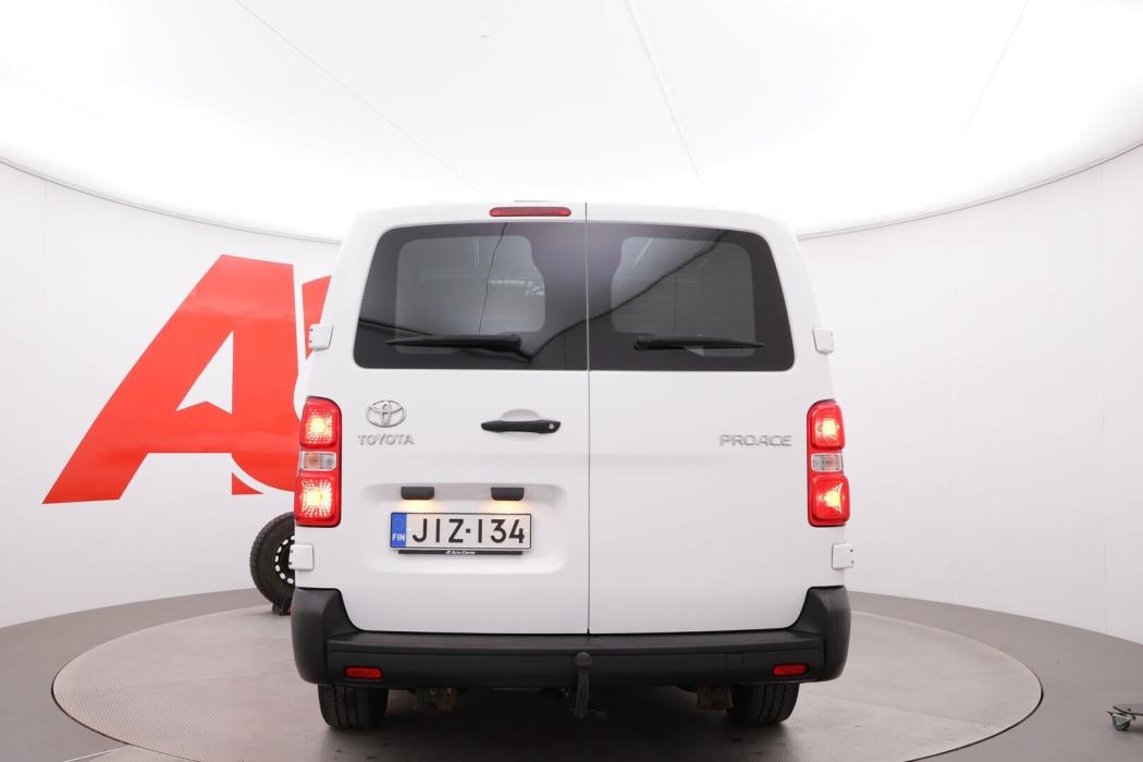 TOYOTA Proace 2022