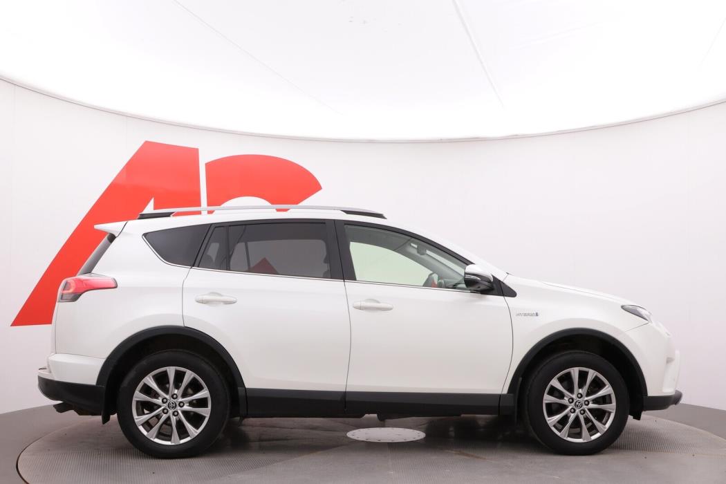 TOYOTA RAV4 2017