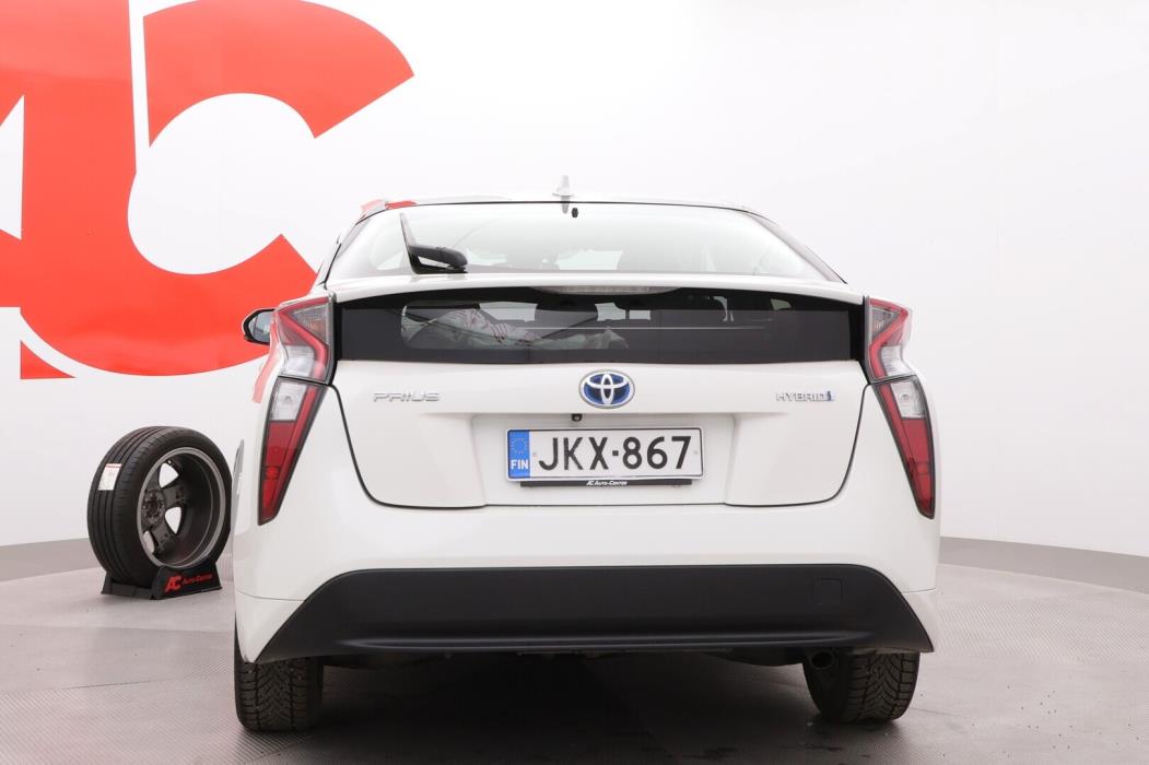 TOYOTA Prius 2018