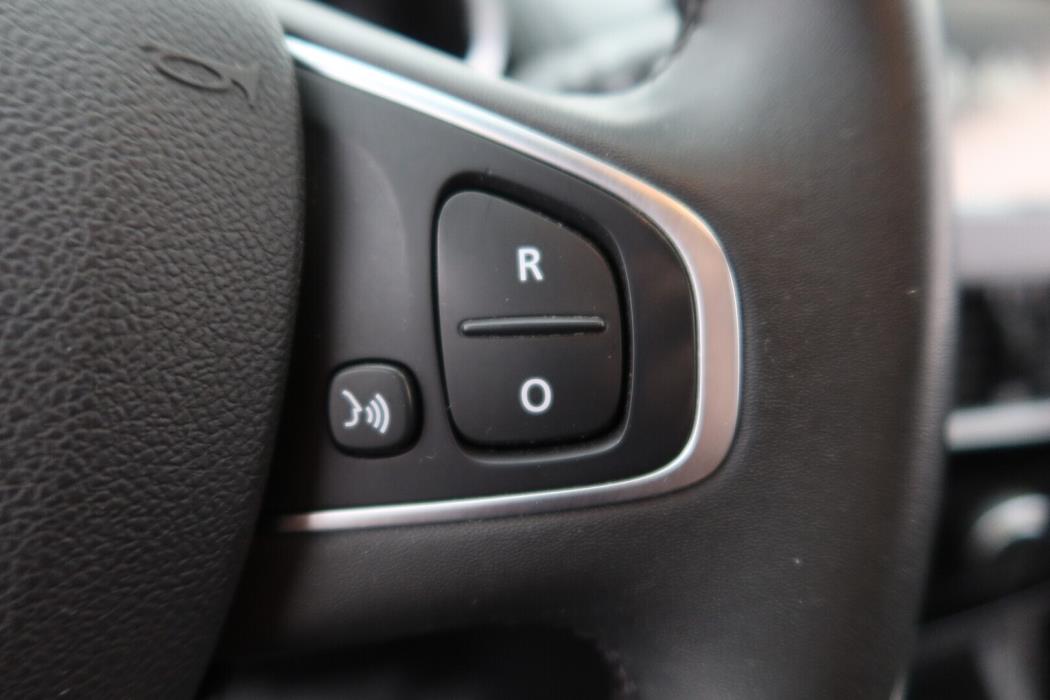 RENAULT Clio 2018