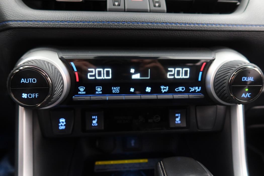 TOYOTA RAV4 2020