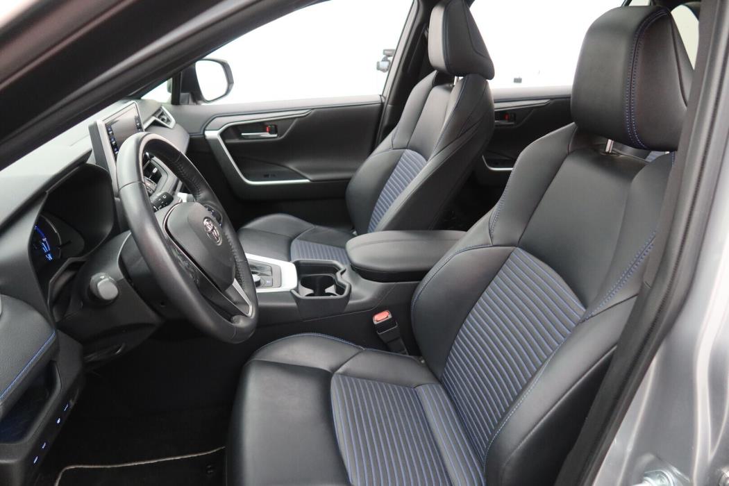 TOYOTA RAV4 2020