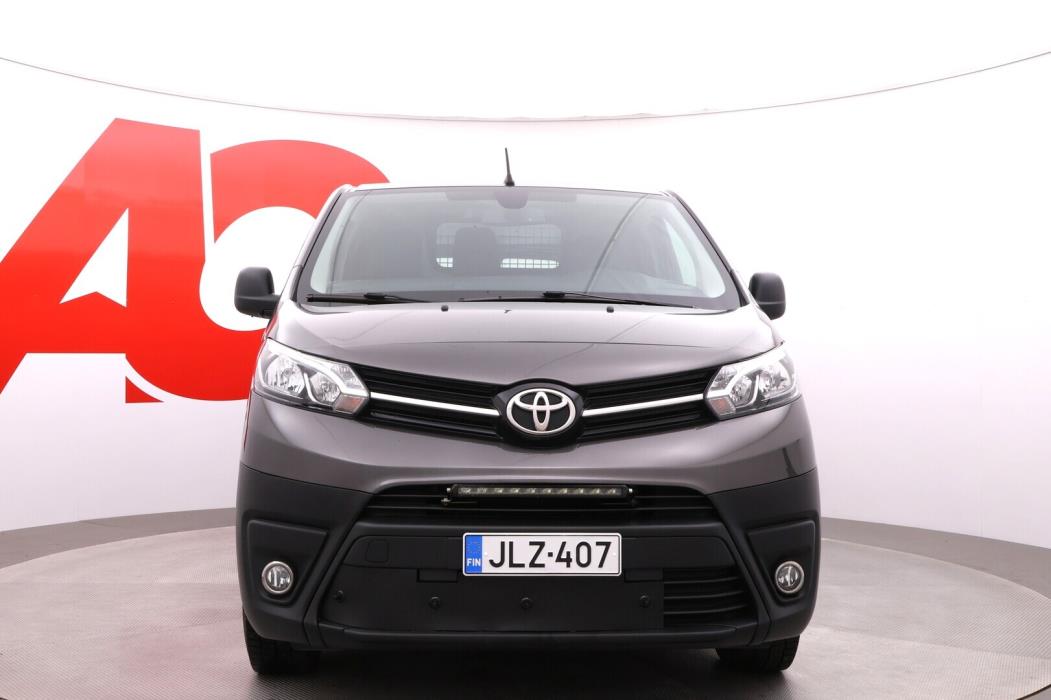 TOYOTA Proace 2021