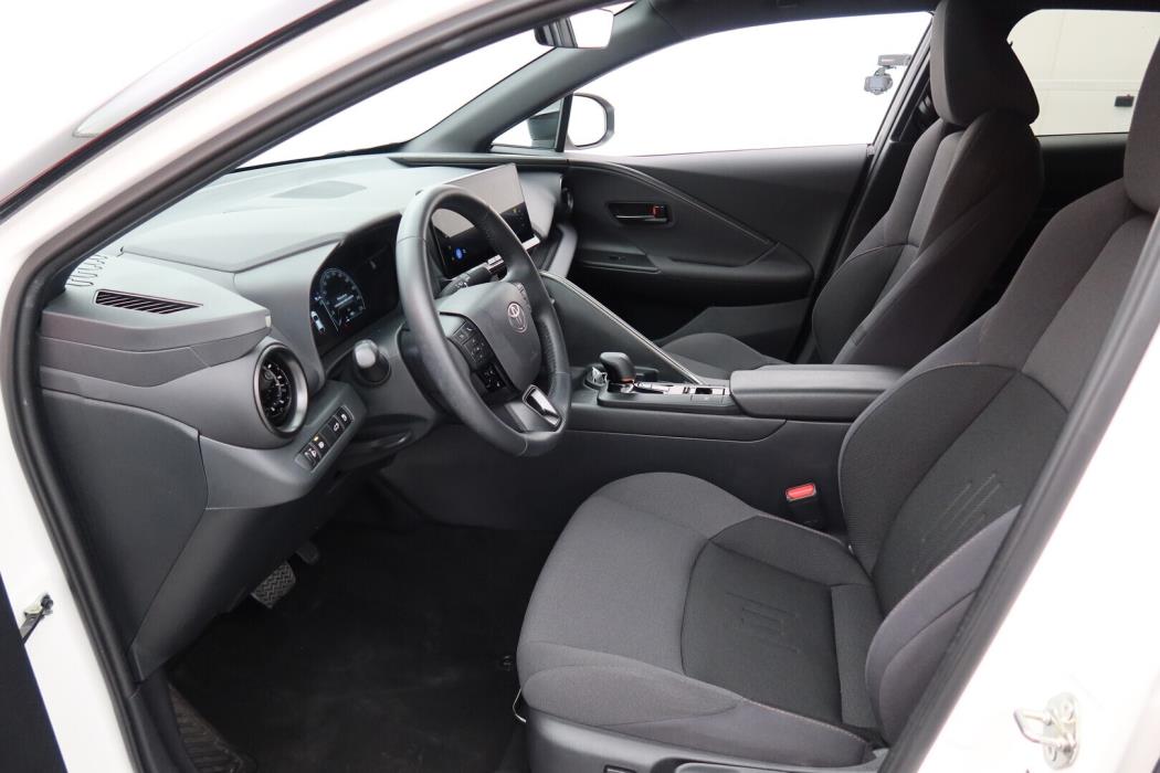 TOYOTA C-HR 2024