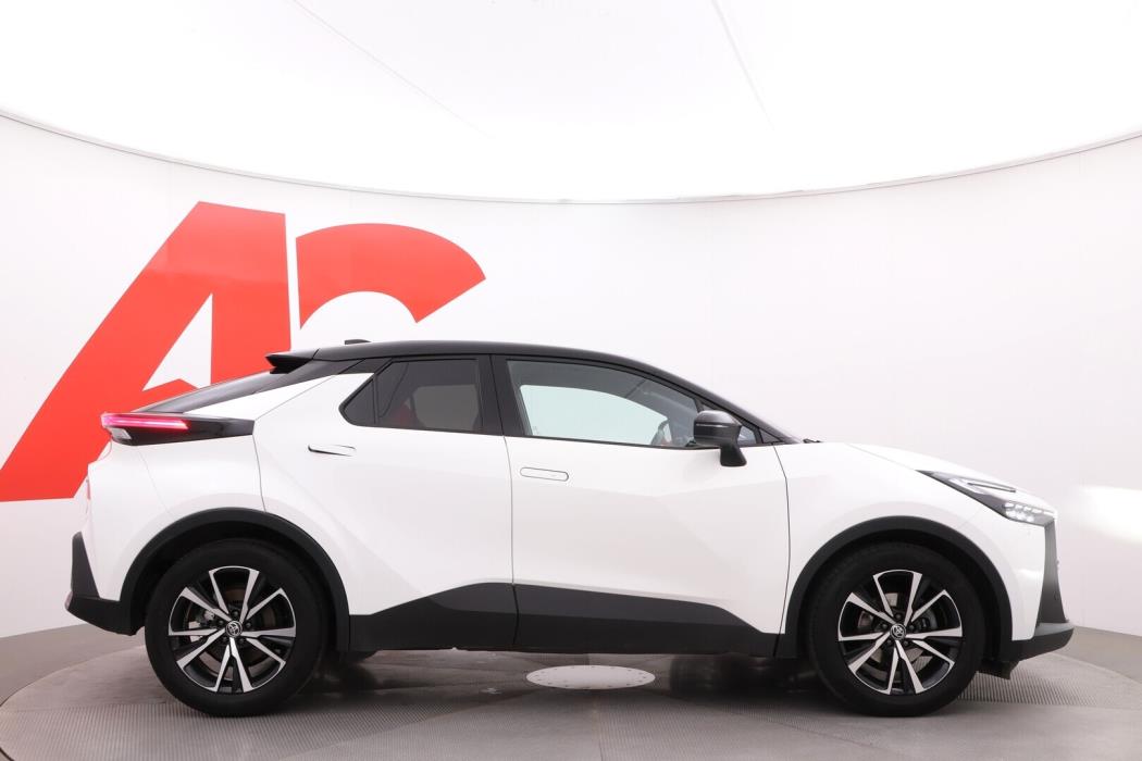 TOYOTA C-HR 2024