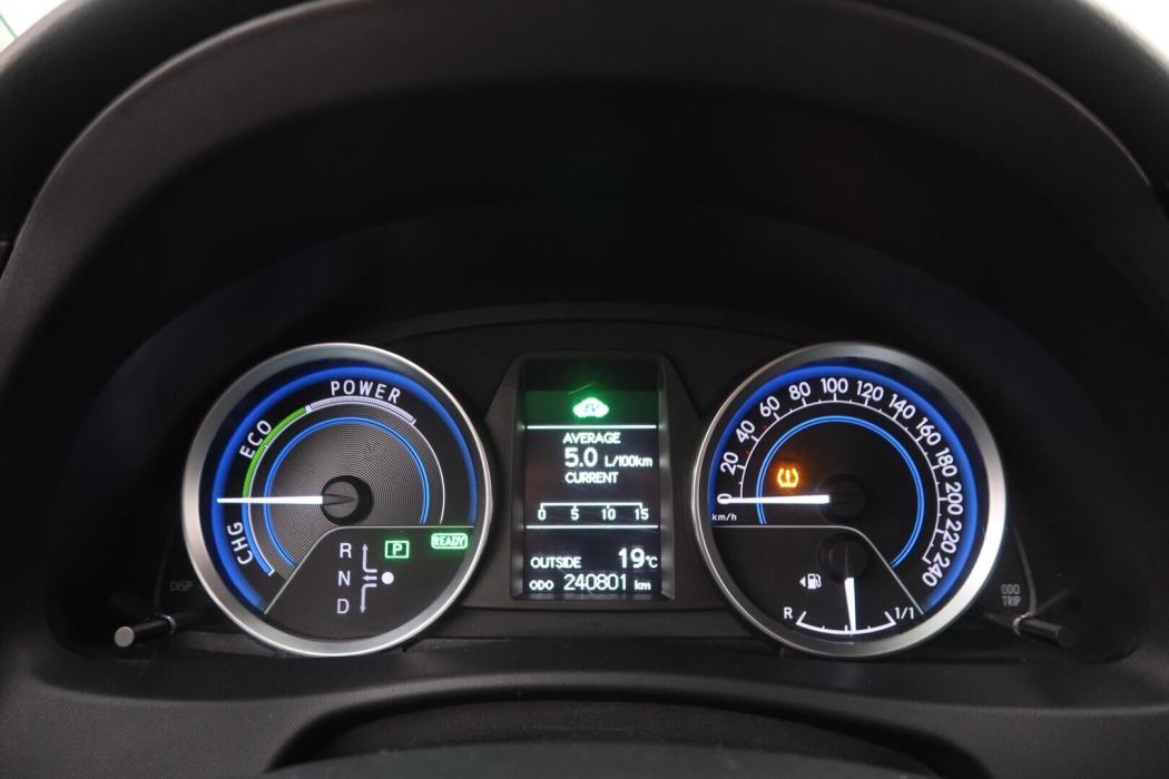 TOYOTA Auris 2014