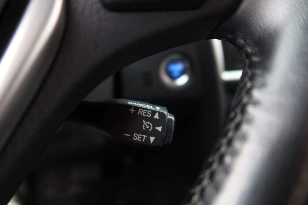 TOYOTA Auris 2014
