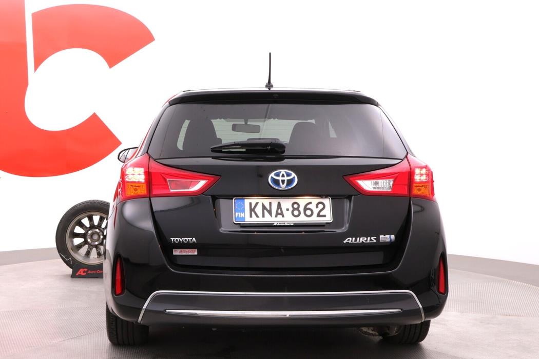 TOYOTA Auris 2014