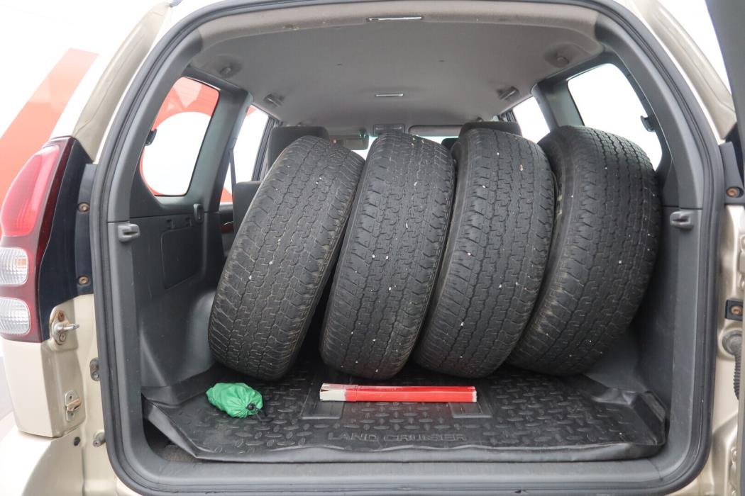 TOYOTA Land Cruiser 2006