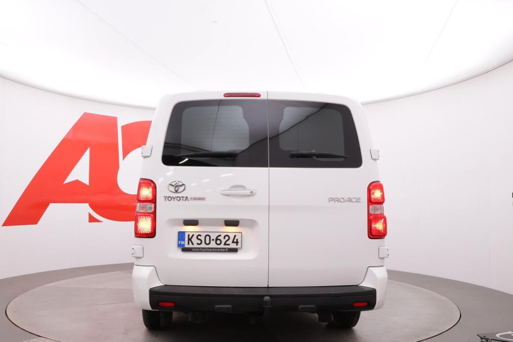 TOYOTA Proace 2017