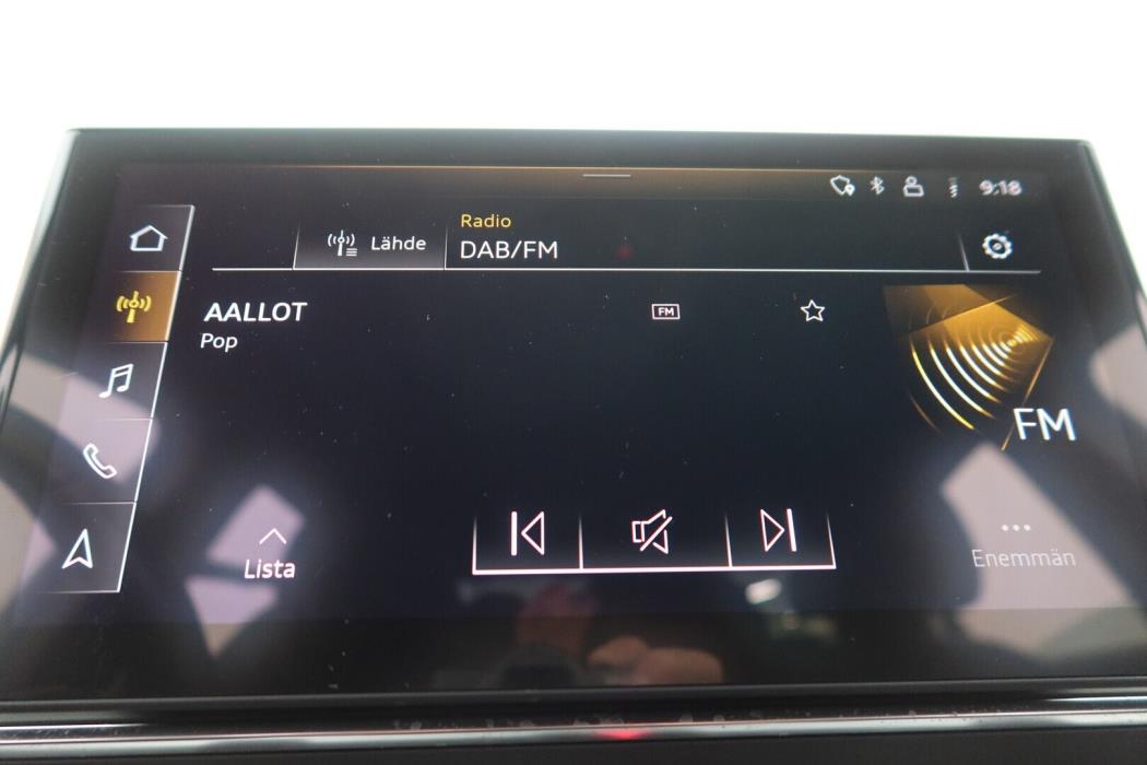 AUDI A4 2021