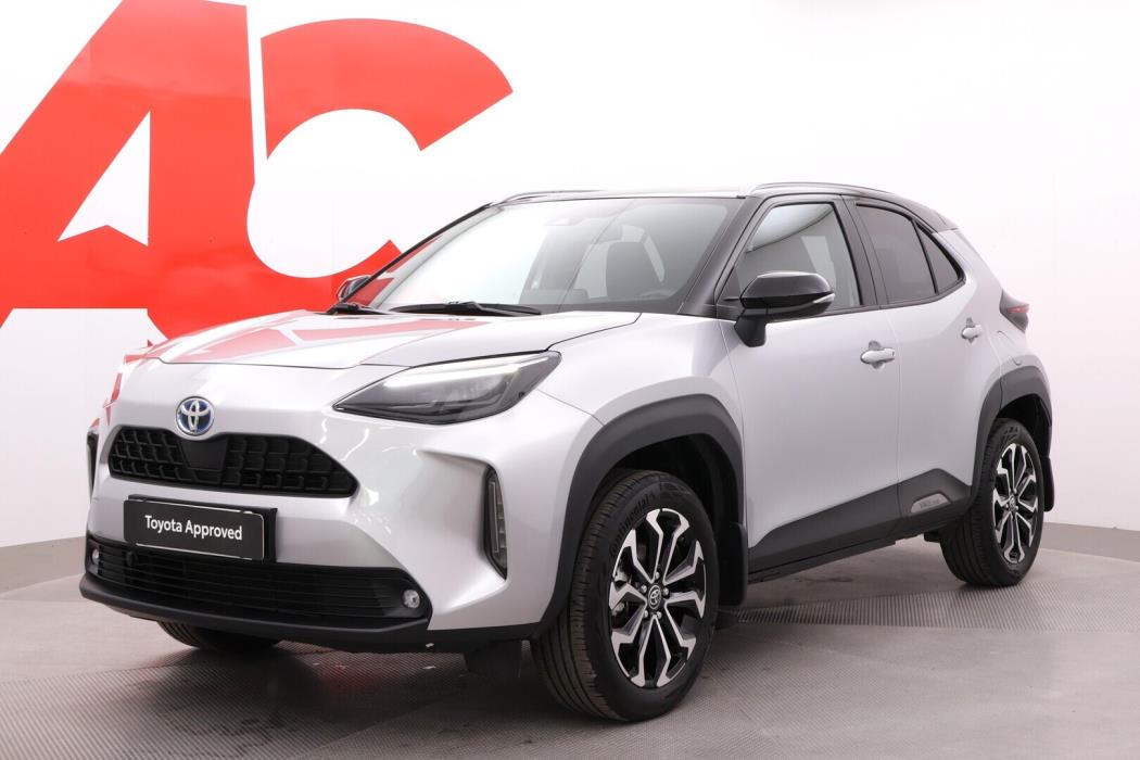 TOYOTA Yaris Cross 2022