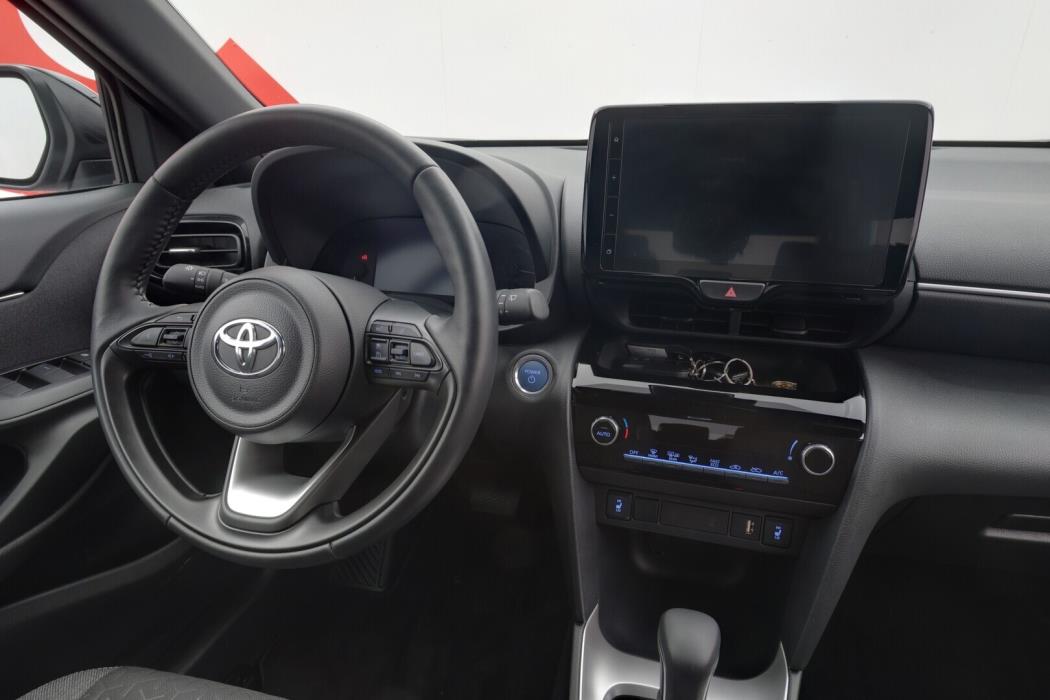 TOYOTA Yaris Cross 2022