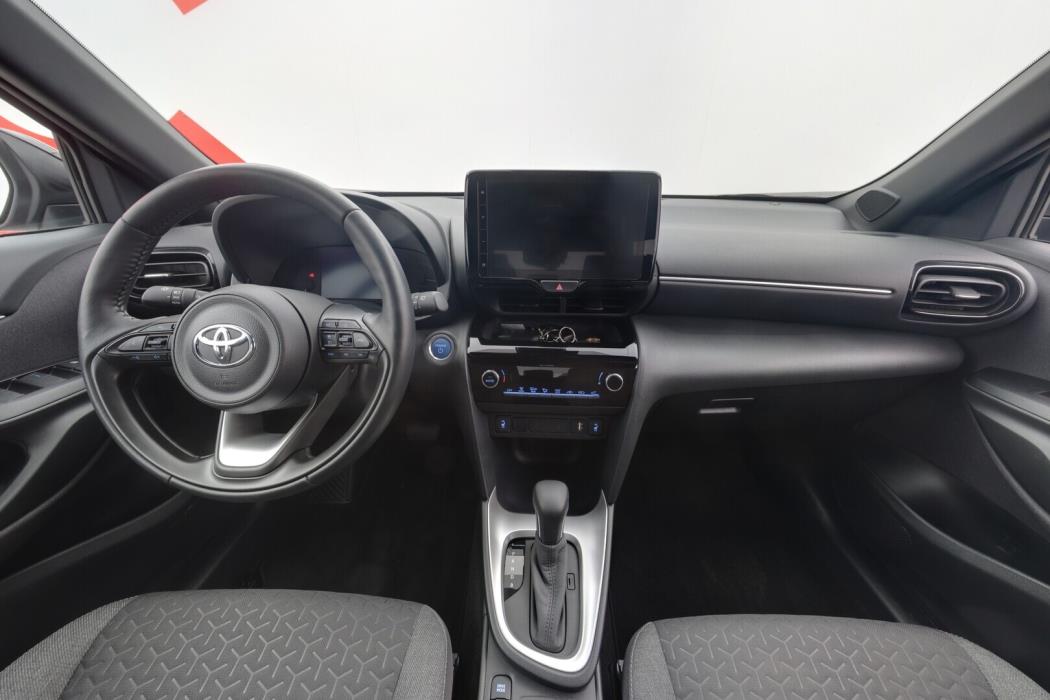 TOYOTA Yaris Cross 2022