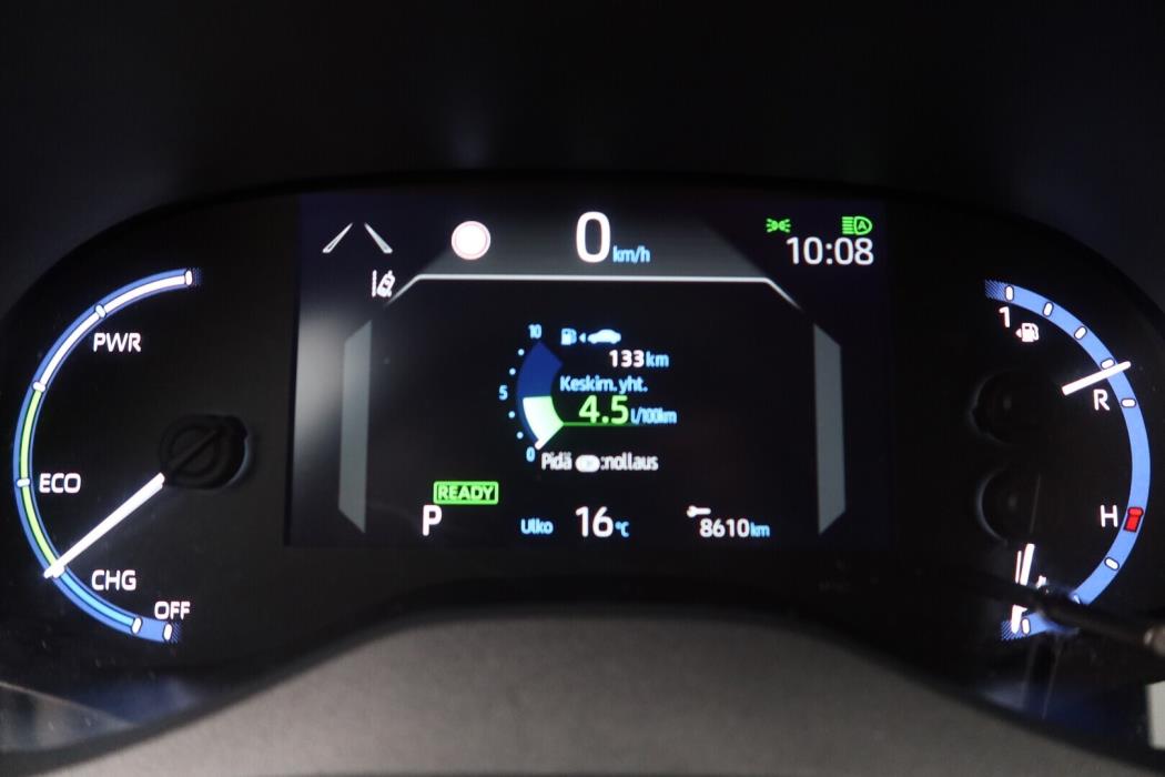 TOYOTA Yaris Cross 2023