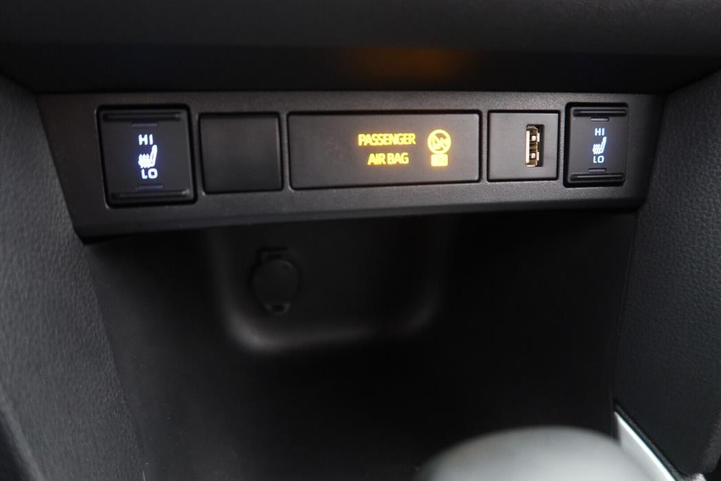 TOYOTA Yaris Cross 2023