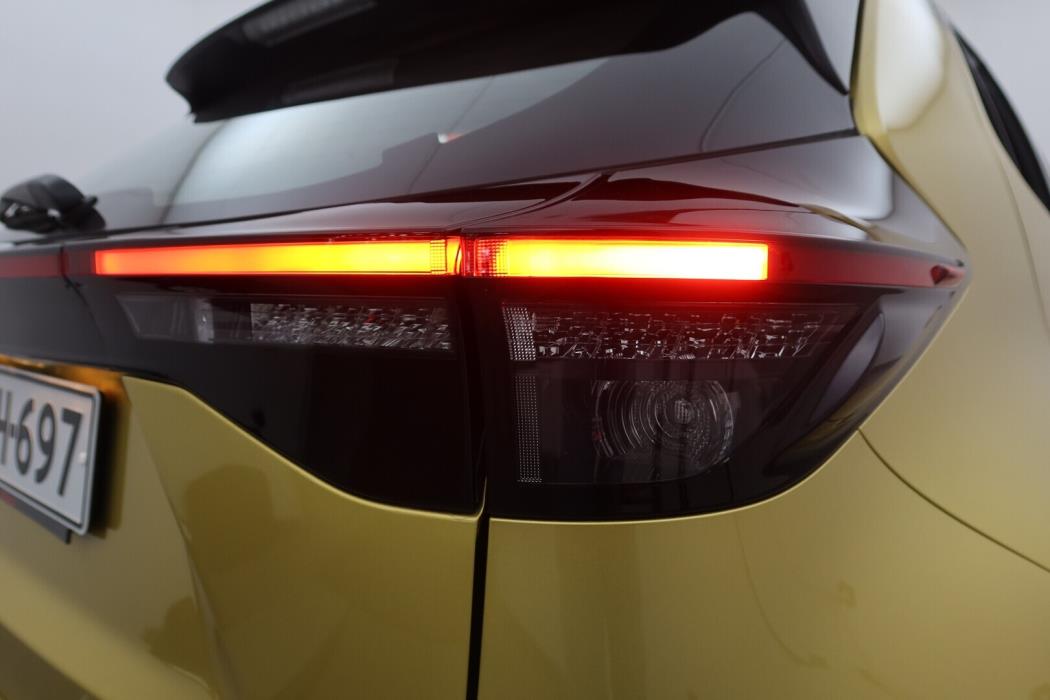 TOYOTA Yaris Cross 2023