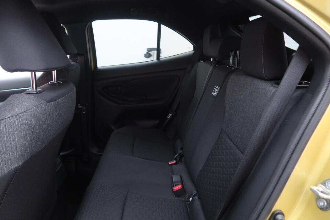 TOYOTA Yaris Cross 2023