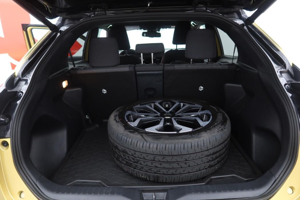 TOYOTA Yaris Cross 2023