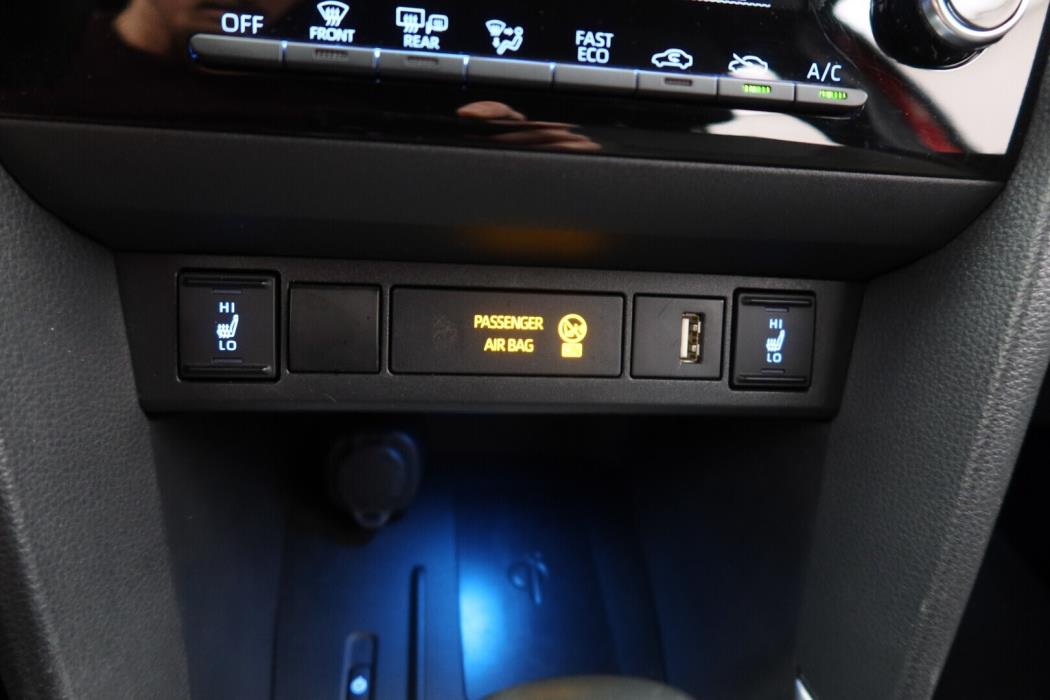TOYOTA Yaris Cross 2023